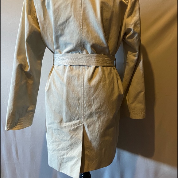 HENNES TRENCH COAT 🧥 - Picture 5 of 10